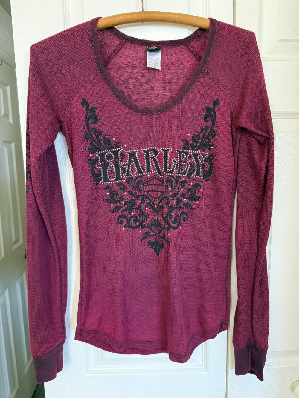 HD long sleeve top